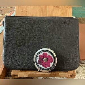 Thirty-One Jewell Zip Clutch
Makeup Cosmetics Jewelry, with mirror!  Bra…